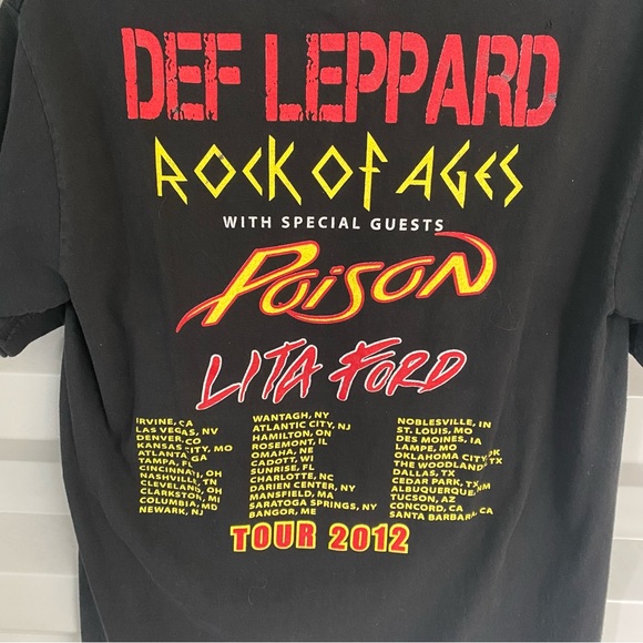 Def Leppard Rock of Ages Tour 2012 T Shirt - Medium - Picture 8 of 9